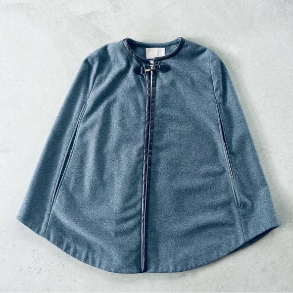 Banana Republic wool cape - Picture 3 of 10